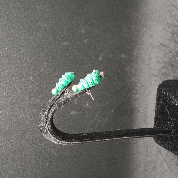 Handmade Christmas tree earrings - Picture 2 of 3